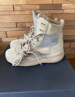 ADIDAS YEEZY 950 PEYOTE US 8 破格です。 - メルカリ