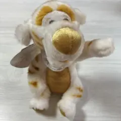 くまのプーさん　ティガー　ウィンターホワイト ぬいぐるみ　ディズニーストア