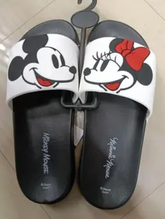 新品 Disney ミッキー＆ミニー シャワーサンダルのサムネイル
