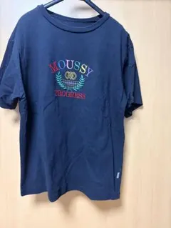 MOUSSY 半袖Tシャツ ブラック 刺繍ロゴのサムネイル