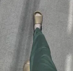 adidas YEEZY Slide BONE 中古 adidas YEEZY Slide 