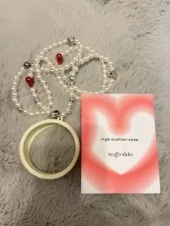 mgb cushion case パールネックレス風