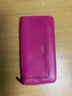 COACH ピンクレザー長財布