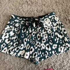 ZARA Trafaluc レオパード柄ショートパンツ S