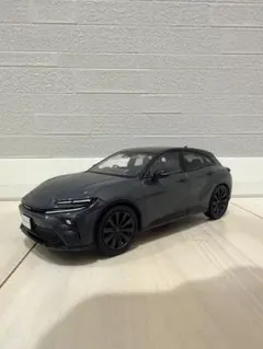 非売品　トヨタ　クラウンスポーツ　ミニカー　カラーサンプル