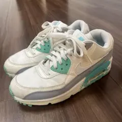 ナイキ　エアマックススニーカー　グリーンxホワイトxグレー　25cm