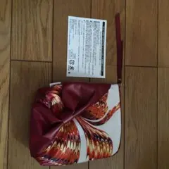 ポーチのサムネイル