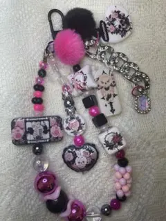 スカルパンダ花柄デザインの携帯ストラップ