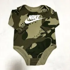 NIKE 迷彩柄ロンパース 12M 74-80cm