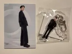 ドギョム　SEVENTEEN NEW_ フォトカード　アクリルキーホルダーセット