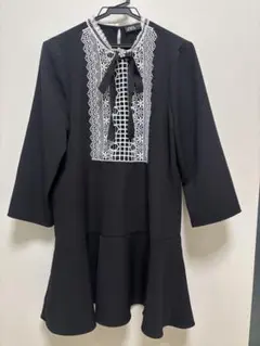 ZARA ブラック ワンピース
