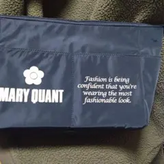MARY QUANT ゴールドロゴプリント インナーキャリングポーチ