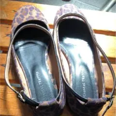 ストラップ付 パンプス レオパード柄