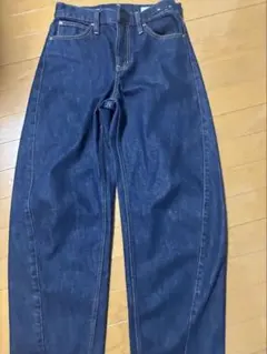 GAP バレルレッグジーンズ