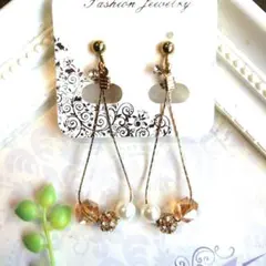 ファッションジュエリー パールクリスタルピアス/イヤリング(ハンドメイド)