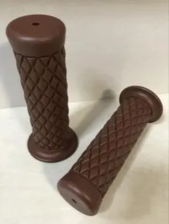【新品】 ハーレー ☆ アメリカン他 ダイヤカット バイクグリップ 1インチ 茶のサムネイル