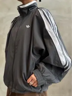 美品　adidas アディダス アディレニウム ジップトラック ジャケット XL 2026年最新】アディレニウム トラックジャケットの人気アイテム - メルカリ