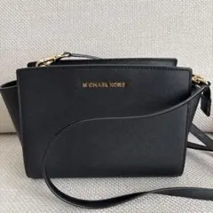 MICHAEL KORS ブラック　ショルダーバッグ