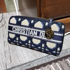 Christian Dior　長財布　ラウンドジップ　総柄　ノベルティ