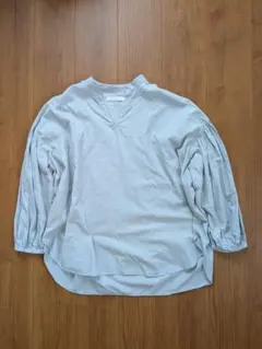 AMERICAN HOLIC くすみブルー系 Vネック長袖シャツ