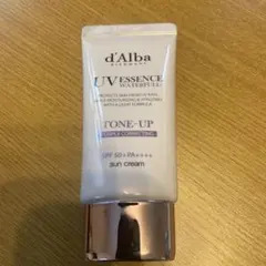 ダルバUV Essence Waterfull 50mlパープル