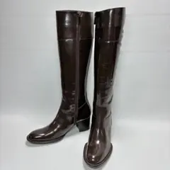 Item thumbnail for item 3d44ae9a-731e-4a18-b50b-0ee0d4c34353