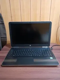 ノートパソコン　HP Pavilion 15-au107TU