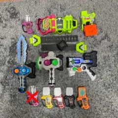 仮面ライダーエグゼイド DXゲーマドライバーとホルダー、ガシャットと武器セット