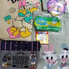 ディズニードナルド ＆ デイジー　バック・パスケース・ポーチ・ミラーetc.６点