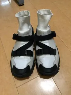 adidas Originals by HYKE スニーカー