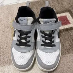 NIKE キッズスニーカー