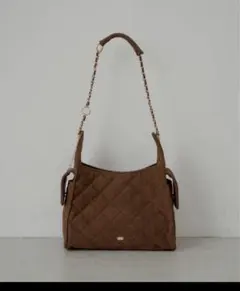 Chico チコ 2wayチェーンショルダーキルティングバック　ブラウン