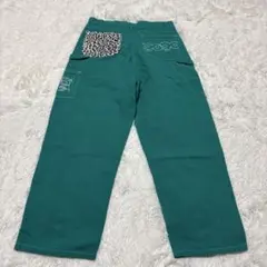 Item thumbnail for item 2b1e50bc-5107-4b84-9abb-a8841ba74bee