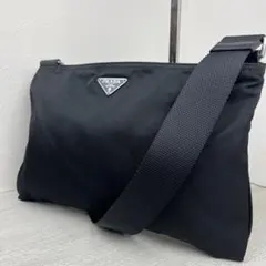 極美品✨ PRADA プラダ ショルダーバッグ サコッシュ BT0174のサムネイル