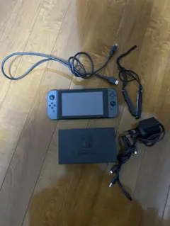 W*i様 Nintendo Switch 本体と付属品セット