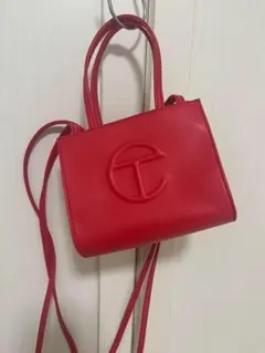 Telfarレッド ヴィーガンレザー コンパクトバッグ