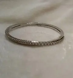 Swarovski スワロフスキー Hyperbola バングル