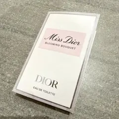 Miss Dior パルファム スプレーサンプル 1ml