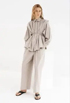 コットンストライプ ギャザードブラウス　パンツ　bacca セットアップ