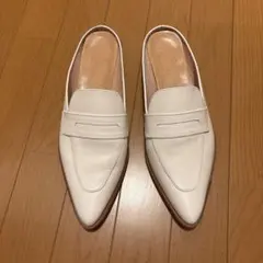 Marquina ポインテッドトゥ ローファー ミュール 本革 ホワイト - メルカリ