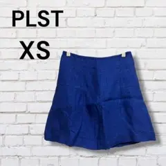 プラステ　ミニスカート XS ブルー フレア　シンプル　裏地付き　キレイ目のサムネイル
