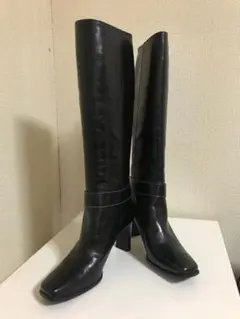 銀座かねまつ ブラックロングブーツ ヒール付き ベルトデザイン