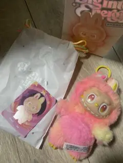 ラブブ　LABUBU ロイヤルティ　正規品