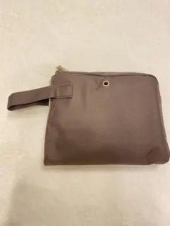 【エミレーツ航空　ビジネスクラス】アメニティポーチ　ブルガリ　新品未開封