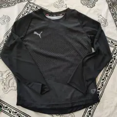 Puma プーマ　黒グレー系 長袖 アンダーシャツ　140 130からオススメ