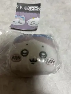 ちいかわ マスコットミラー 〜リボン 〜 ハチワレ ガチャガチャ①