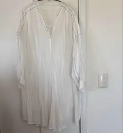 ホワイト ロングシャツ長袖のサムネイル