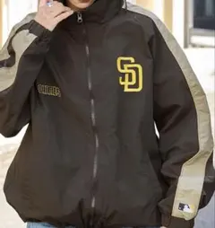 パドレス ナイロンジャケット