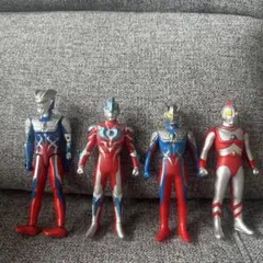ウルトラマン フィギュア 4体セット