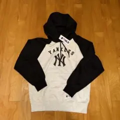 MLB ニューヨークヤンキース パーカー グレー